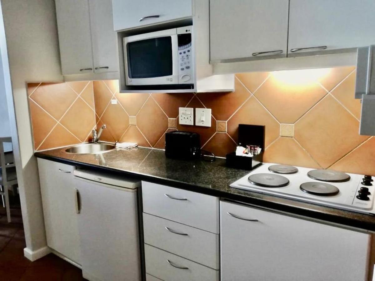Beachfront At Leisure Bay Apartment *